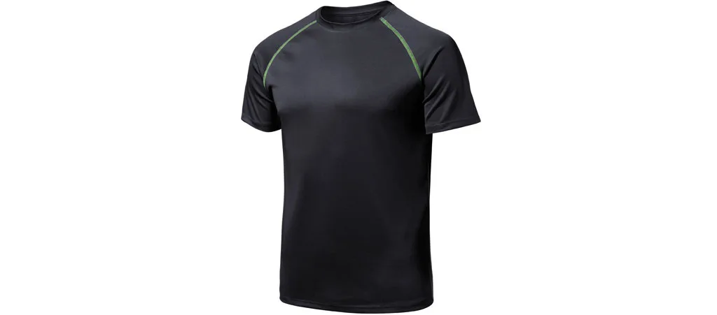 Lightweight synthetic sports clothing is ideal for indoor rowing.
